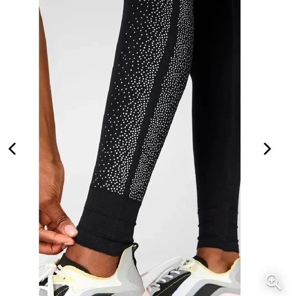 Reflective Legging Fabletics High-Waisted Sculptknit Black Silver Size Small - Picture 6 of 17